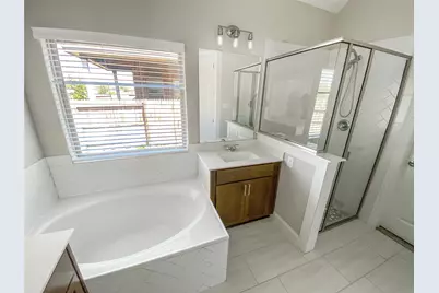 2243 Meadow Way Street, New Braunfels, TX 78132 - Photo 11
