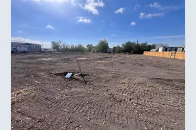 706 E Pecan Street, Granger, TX 76530 - Photo 7