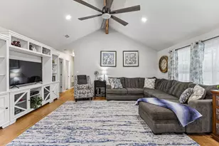 1127 Penion Dr, Austin, TX 78748 - Photo 13