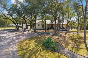 1127 Penion Dr, Austin, TX 78748 - Photo 5