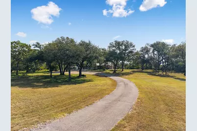 1127 Penion Drive, Austin, TX 78748 - Photo 3
