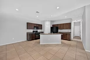 1733 Davidson Rnch Dr, Georgetown, TX 78626 - Photo 5