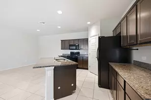 1733 Davidson Rnch Dr, Georgetown, TX 78626 - Photo 9