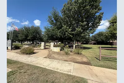 1722 E Mesa Park Cove, Round Rock, TX 78664 - Photo 15