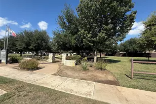 1722 E Mesa Park Cove, Round Rock, TX 78664 - Photo 15
