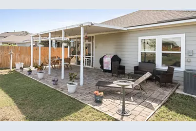 348 Lacey Oak Loop, San Marcos, TX 78666 - Photo 25
