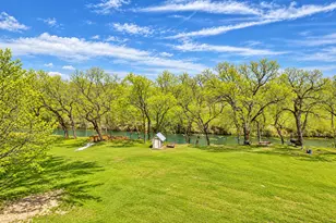 398 Redbird Ln, Kingsbury, TX 78638 - Photo 11