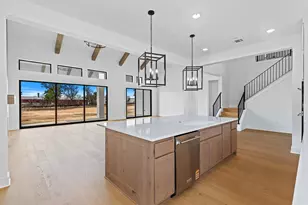 2429 Lineage Ln, Leander, TX 78641 - Photo 7