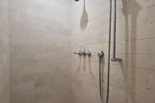 1000 Liberty Park Dr, Austin, TX 78746 - Photo 17