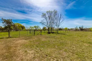 212 Halstedt Rd, La Grange, TX 78945 - Photo 29