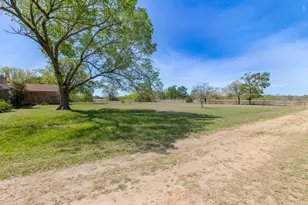 212 Halstedt Rd, La Grange, TX 78945 - Photo 27