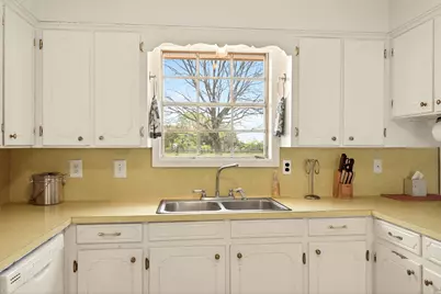 212 Halstedt Road, La Grange, TX 78945 - Photo 7