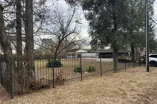 6807 St Augustine St, Houston, TX 77021 - Photo 3