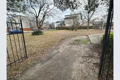 6807 Saint Augustine Street, Houston, TX 77021 - Photo 5