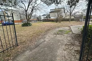 6807 St Augustine St, Houston, TX 77021 - Photo 5