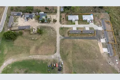 9231 Williamson Rd, Buda, TX 78610 - Photo 5