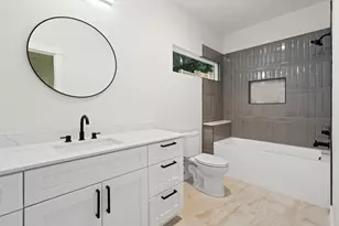 2309 Montopolis Dr, Austin, TX 78741 - Photo 17