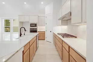 620 High Smt Dr, Georgetown, TX 78628 - Photo 5