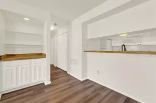 1202 Thorpe Ln, San Marcos, TX 78666 - Photo 7