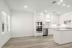 7417 Boyd Hvn Dr, Austin, TX 78744 - Photo 13