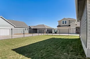 7417 Boyd Hvn Dr, Austin, TX 78744 - Photo 39