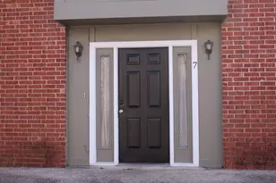 1221 W Hopkins St, San Marcos, TX 78666 - Photo 1