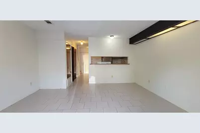1221 W Hopkins Street #7, San Marcos, TX 78666 - Photo 5
