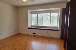 1221 W Hopkins St, San Marcos, TX 78666 - Photo 11