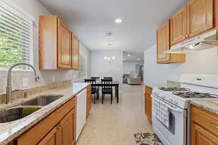 2106 Ponciana Loop, Austin, TX 78744 - Photo 13