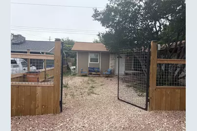 5600 Ponciana Drive, Austin, TX 78744 - Photo 3