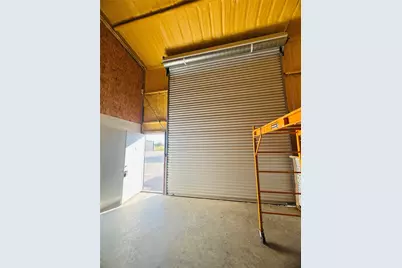 12500 S US Hwy 183 #B, Luling, TX 78648 - Photo 9