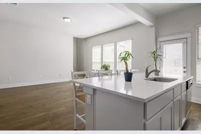 13501 Metric Boulevard #16, Austin, TX 78727 - Photo 9