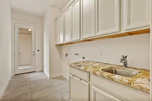 9733 Avion Cv, Dripping Springs, TX 78620 - Photo 25