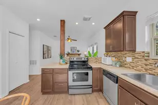 2414 Longview St, Austin, TX 78705 - Photo 11
