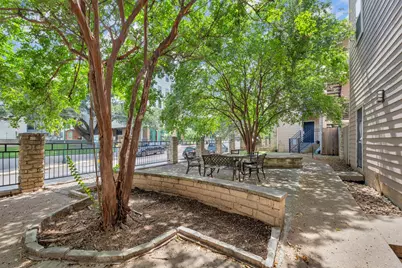 2414 Longview Street #101, Austin, TX 78705 - Photo 29