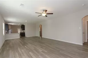 140 Constitution St, Liberty Hill, TX 78642 - Photo 5