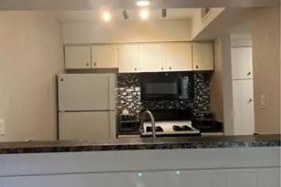 7801 Shoal Creek Blvd, Austin, TX 78757 - Photo 5