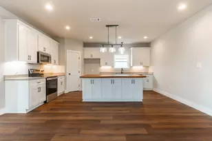 305 String Pr Wy, Smithville, TX 78957 - Photo 5