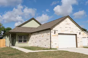 305 String Pr Wy, Smithville, TX 78957 - Photo 3