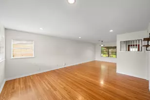 1404 Cloverleaf Dr, Austin, TX 78723 - Photo 9