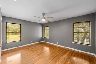 1404 Cloverleaf Dr, Austin, TX 78723 - Photo 25