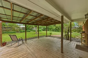 1404 Cloverleaf Dr, Austin, TX 78723 - Photo 27