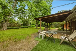 1404 Cloverleaf Dr, Austin, TX 78723 - Photo 33