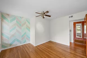 1404 Cloverleaf Dr, Austin, TX 78723 - Photo 21