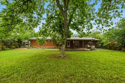 1404 Cloverleaf Drive, Austin, TX 78723 - Photo 31