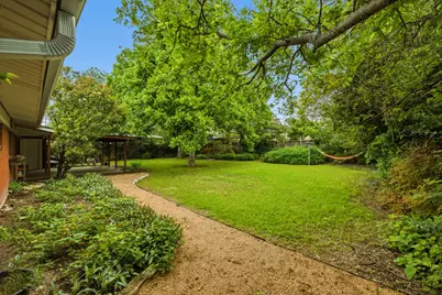 1404 Cloverleaf Drive, Austin, TX 78723 - Photo 29