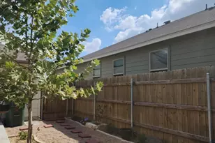 136 Ragnar Dr, Jarrell, TX 76537 - Photo 9