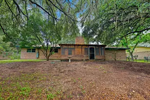 215 Memorial Dr, Luling, TX 78648 - Photo 27
