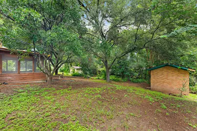 215 Memorial Drive, Luling, TX 78648 - Photo 29