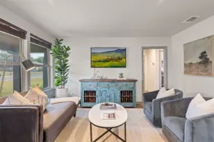 700 5th St, Marble Falls, TX 78654 - Photo 5